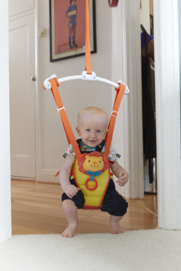 Baby bouncer